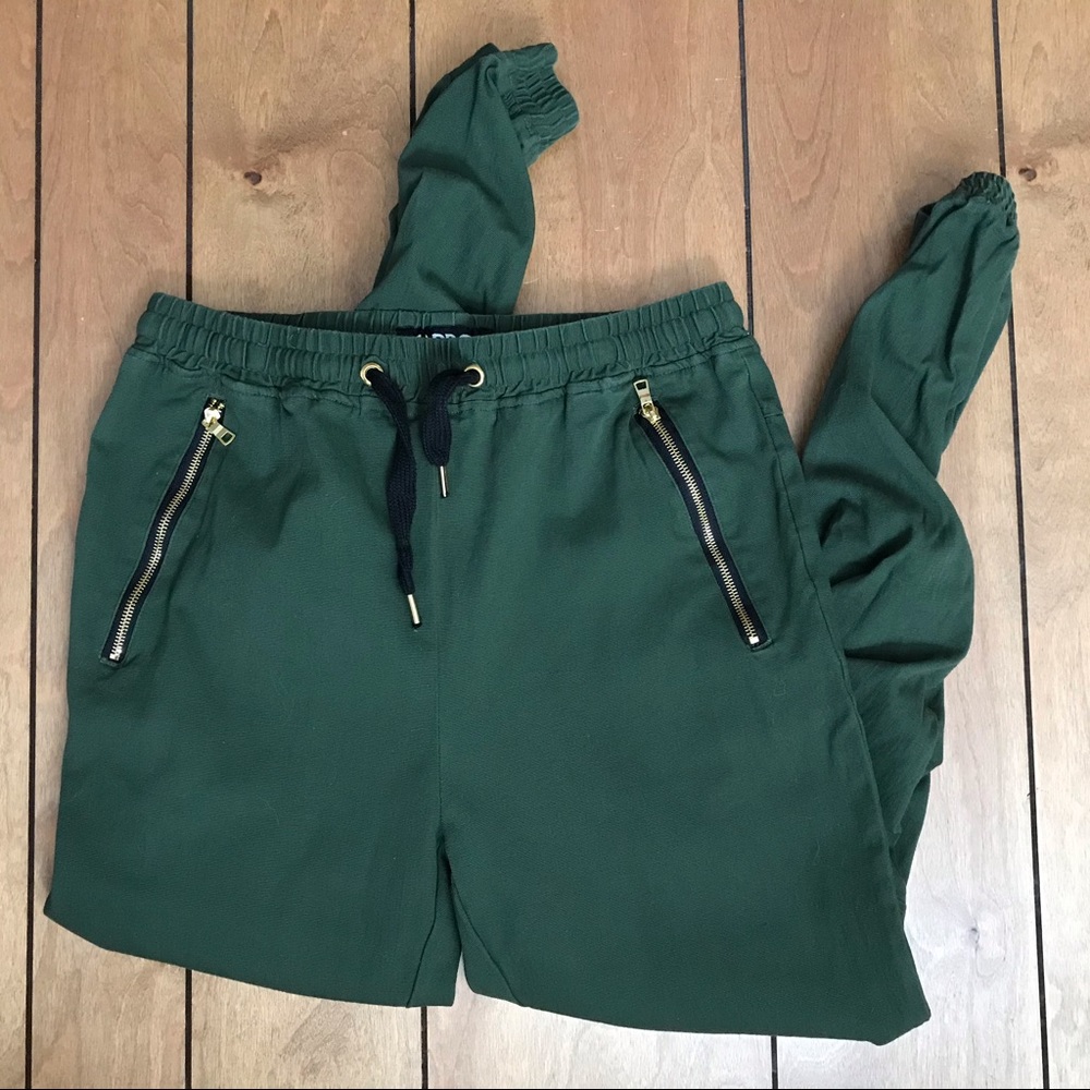 Army Green Men’s Carbon Joggers